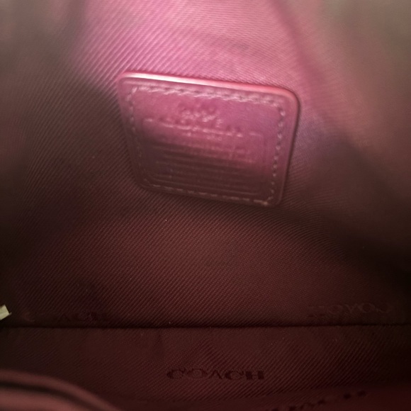 Coach cross body in burgundy with matching wristlet coin purse - Picture 10 of 10